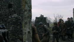 extant_GameOfThrones_2x04-GardenOfBones_1952