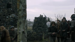 extant_GameOfThrones_2x04-GardenOfBones_1954