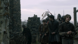 extant_GameOfThrones_2x04-GardenOfBones_1958
