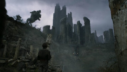 extant_GameOfThrones_2x04-GardenOfBones_1972