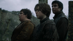extant_GameOfThrones_2x04-GardenOfBones_1982