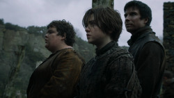 extant_GameOfThrones_2x04-GardenOfBones_1985