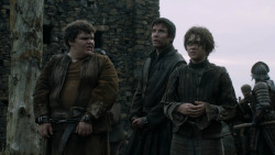 extant_GameOfThrones_2x04-GardenOfBones_1992