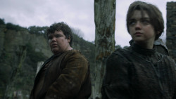 extant_GameOfThrones_2x04-GardenOfBones_2005