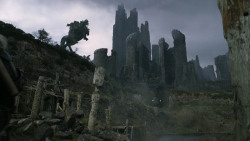 extant_GameOfThrones_2x04-GardenOfBones_2015
