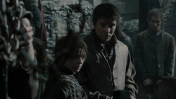 extant_GameOfThrones_2x04-GardenOfBones_2062