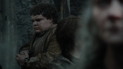 extant_GameOfThrones_2x04-GardenOfBones_2124