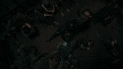 extant_GameOfThrones_2x04-GardenOfBones_2174