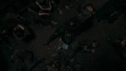 extant_GameOfThrones_2x04-GardenOfBones_2178