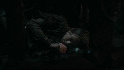 extant_GameOfThrones_2x04-GardenOfBones_2183