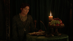 extant_GameOfThrones_2x04-GardenOfBones_2190