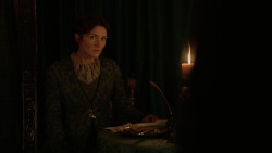 extant_GameOfThrones_2x04-GardenOfBones_2197