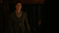 extant_GameOfThrones_2x04-GardenOfBones_2201
