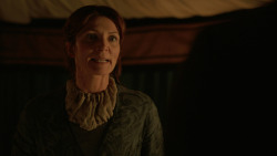 extant_GameOfThrones_2x04-GardenOfBones_2231