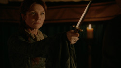 extant_GameOfThrones_2x04-GardenOfBones_2254