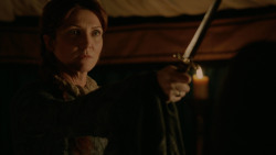 extant_GameOfThrones_2x04-GardenOfBones_2258