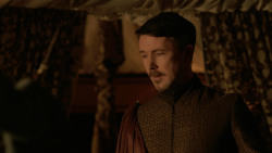 extant_GameOfThrones_2x04-GardenOfBones_2271