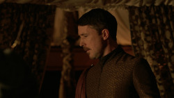extant_GameOfThrones_2x04-GardenOfBones_2273