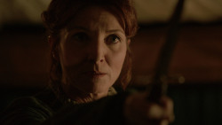 extant_GameOfThrones_2x04-GardenOfBones_2286