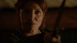 extant_GameOfThrones_2x04-GardenOfBones_2290