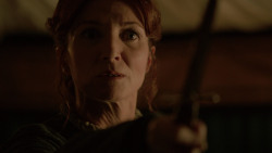 extant_GameOfThrones_2x04-GardenOfBones_2292