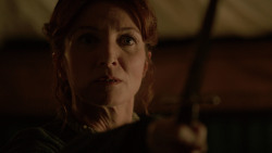 extant_GameOfThrones_2x04-GardenOfBones_2294