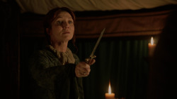 extant_GameOfThrones_2x04-GardenOfBones_2341