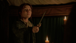 extant_GameOfThrones_2x04-GardenOfBones_2346