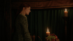 extant_GameOfThrones_2x04-GardenOfBones_2377