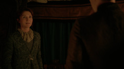 extant_GameOfThrones_2x04-GardenOfBones_2389