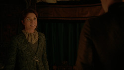extant_GameOfThrones_2x04-GardenOfBones_2391
