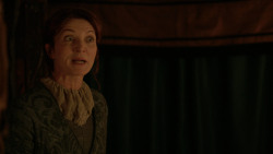 extant_GameOfThrones_2x04-GardenOfBones_2409