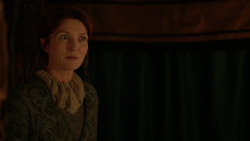 extant_GameOfThrones_2x04-GardenOfBones_2414