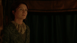 extant_GameOfThrones_2x04-GardenOfBones_2426