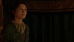 extant_GameOfThrones_2x04-GardenOfBones_2432