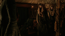 extant_GameOfThrones_2x04-GardenOfBones_2454