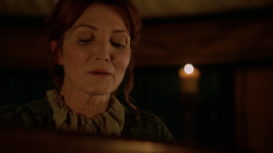 extant_GameOfThrones_2x04-GardenOfBones_2525