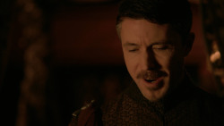 extant_GameOfThrones_2x04-GardenOfBones_2534