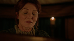 extant_GameOfThrones_2x04-GardenOfBones_2549