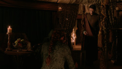 extant_GameOfThrones_2x04-GardenOfBones_2566
