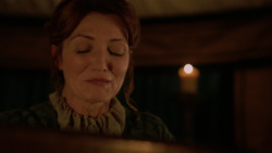 extant_GameOfThrones_2x04-GardenOfBones_2581