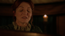 extant_GameOfThrones_2x04-GardenOfBones_2588