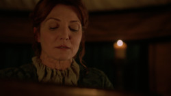 extant_GameOfThrones_2x04-GardenOfBones_2592