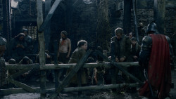 extant_GameOfThrones_2x04-GardenOfBones_2628