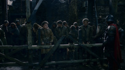 extant_GameOfThrones_2x04-GardenOfBones_2649
