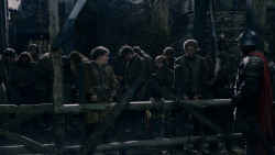 extant_GameOfThrones_2x04-GardenOfBones_2659