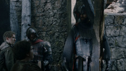 extant_GameOfThrones_2x04-GardenOfBones_2674