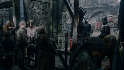 extant_GameOfThrones_2x04-GardenOfBones_2678
