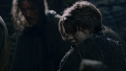 extant_GameOfThrones_2x04-GardenOfBones_2696