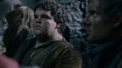 extant_GameOfThrones_2x04-GardenOfBones_2706